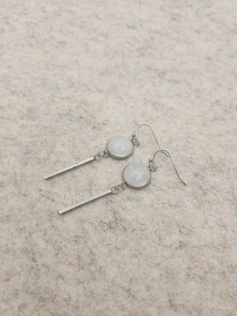 boucle d'oreilles tige argentée en Quartz rose