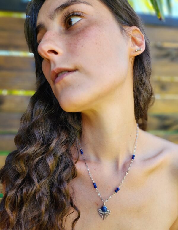 Collier feuillage en Lapis lazuli