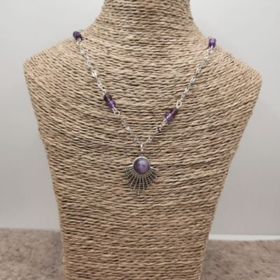 collier feuillage en améthyste