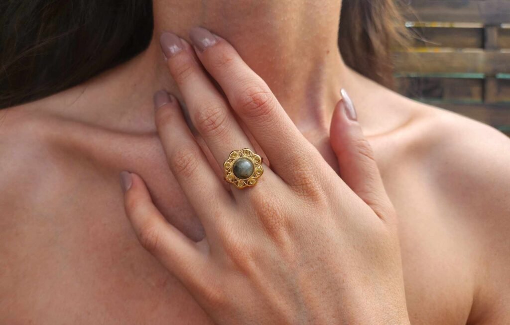 shooting bague fleur labradorite