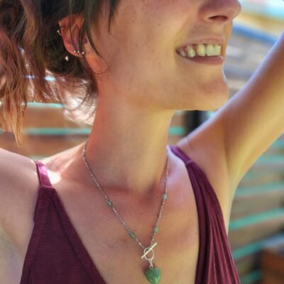 Collier petit cœur argenté en Aventurine