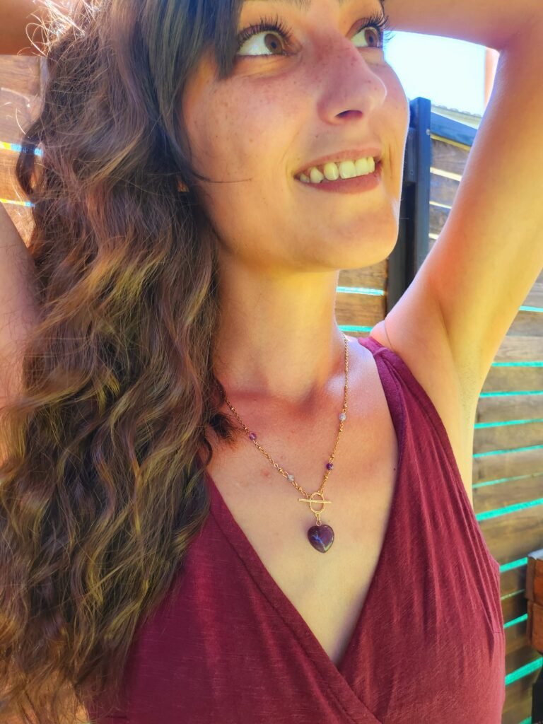 Collier petite cœur doré en Améthyste