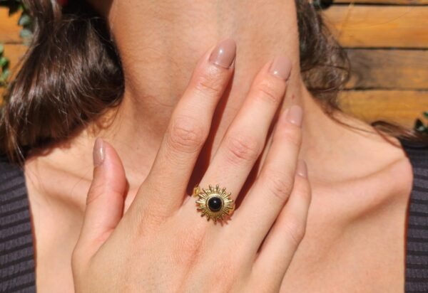 bague soleil en acier inoxydable et avec une Agate noire