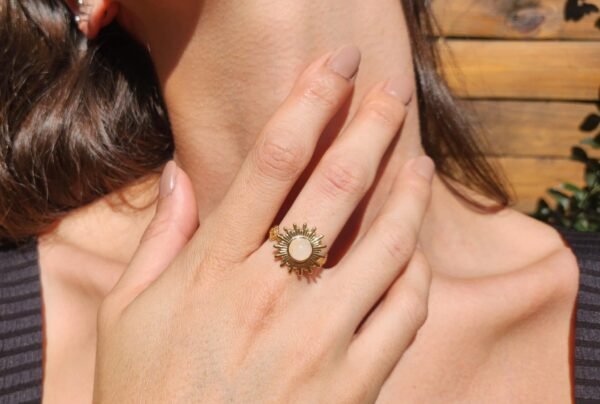 bague soleil en acier inoxydable et avec un Quartz rose