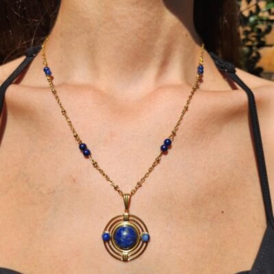 Collier Wicca doré en Lapis lazuli