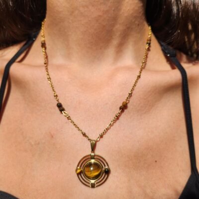 Collier Wicca doré en Œil de tigre